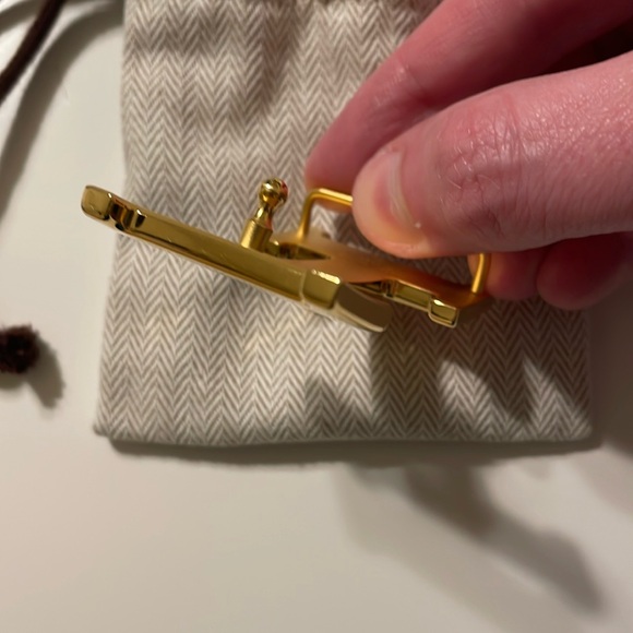 Hermes hammered finish matte gold belt buckle for 32 cm width belt straps - Picture 9 of 9